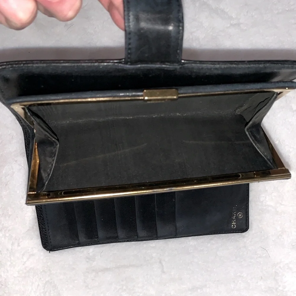 CHANEL VINTAGE 24K Gold Black Kiss Lock CC Bi-Fold Wallet WOC